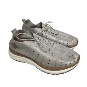 OTBT Alstead Women’s Silver Sneakers Size 9